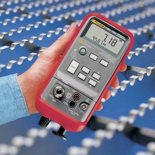 Fluke Intrinsically Safe Pressure Calibrator, 830 mBar to 2 Bar 718Ex